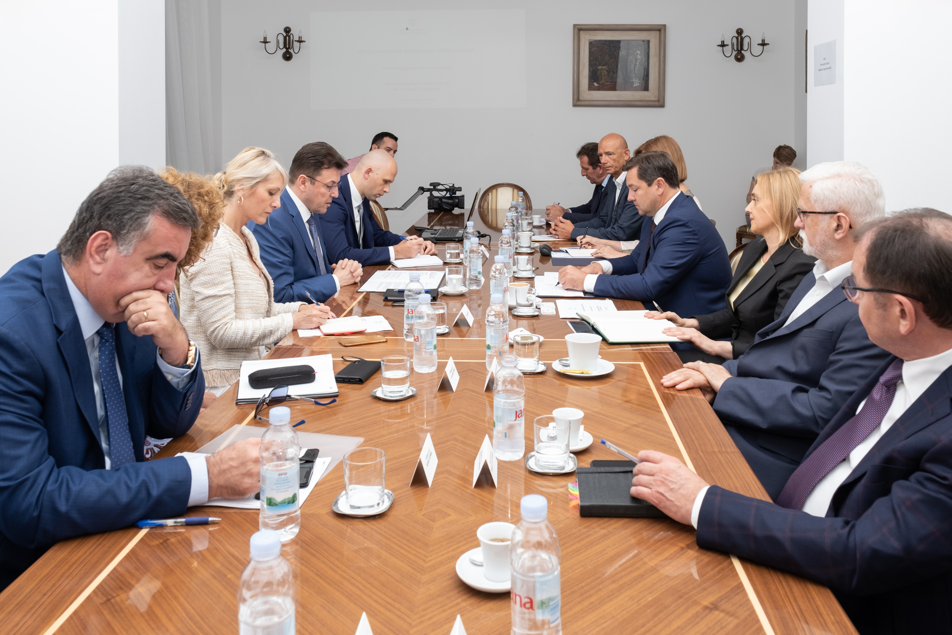 Slika /vijesti/poduzetnici-i-drzavni-inspektorat-za-partnerski-odnos/DSCF (1).jpg